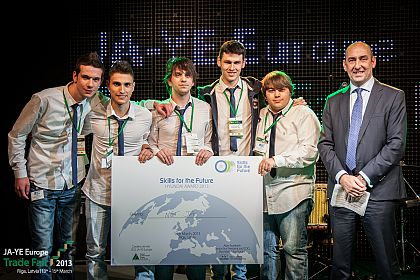 Hyundai prezinta primul premiu Pan-European acordat in cadrul programului Competente pentru viitor
