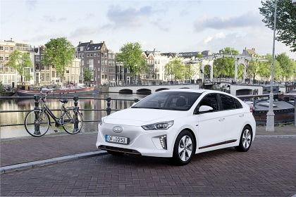 Ioniq Electric a fost desemnat campionul valorii reziduale de catre Auto Bild si Eurotax Schwacke din Germania, pentru a doua oara consecutiv