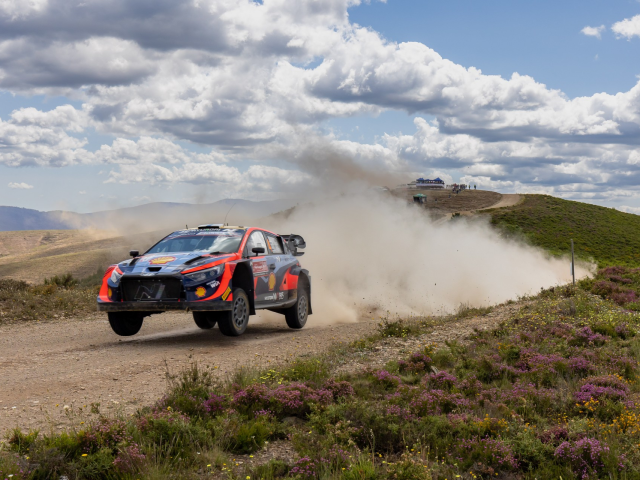 Hyundai Motorsport - trei echipaje in top cinci,  dupa prima zi din Raliul Portugaliei - abac451e-b463-21d0-c449-0f0b24403b51.jpg