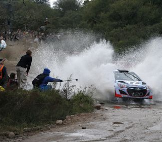 O zi cu succese si ghinioane pentru echipa Hyundai Shell World Rally in Argentina