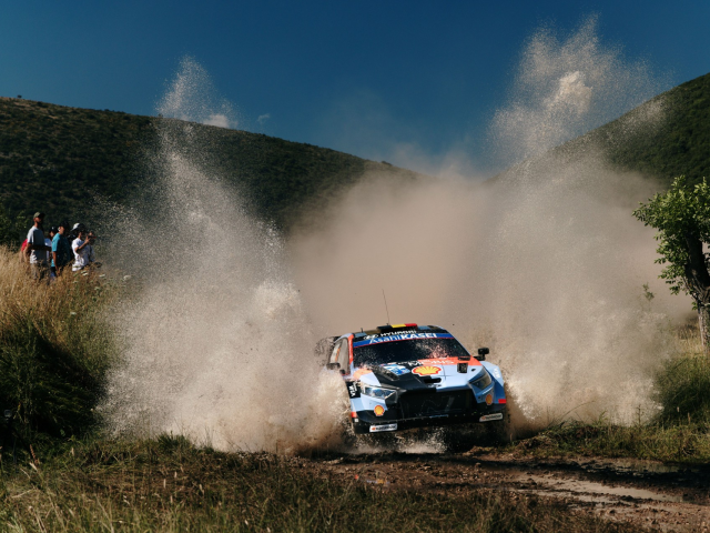 Thierry Neuville si Hyundai Motorsport au terminat pe podium in Raliul Greciei - 112ae254-3b5d-2602-6024-90ca456bd4fd.jpg