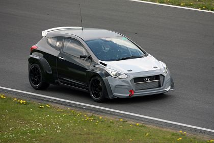 Hyundai Motor a testat cu succes performanta noului propulsor 2.0 Turbo in cursa de 24 de ore de la Nürburgring