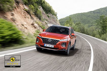 Noul Hyundai Santa Fe a obtinut calificativul maxim de cinci stele la testele Euro NCAP