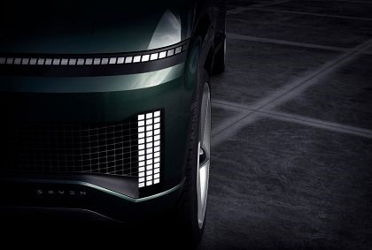 Hyundai dezvaluie SEVEN, prototipul viitorului SUV electric al gamei