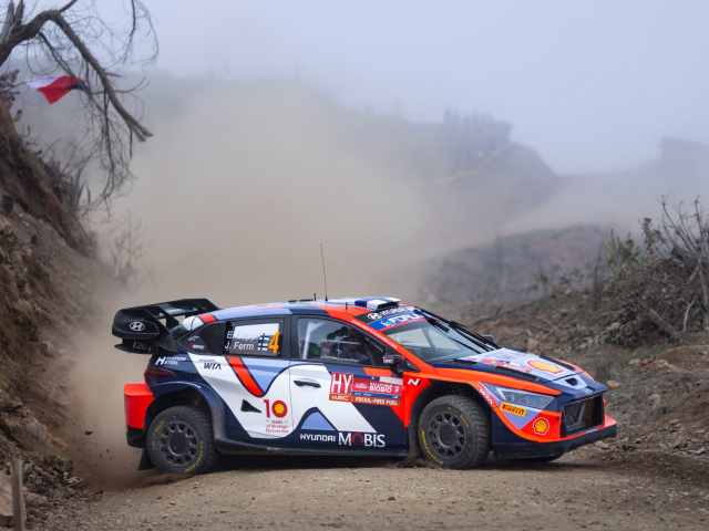 Podium pentru Hyundai Motorsport in Rally Chile - e47bc386-0056-6b64-b073-b6ec61024702.jpg