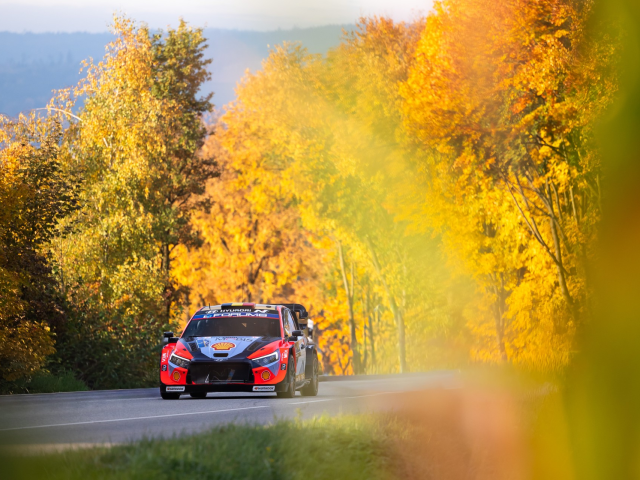 Hyundai Motorsport a terminat Raliul Europei Centrale cu doua echipaje in top 5 - 58697470-c279-d313-ffc6-b5e7db57fbdf.jpg