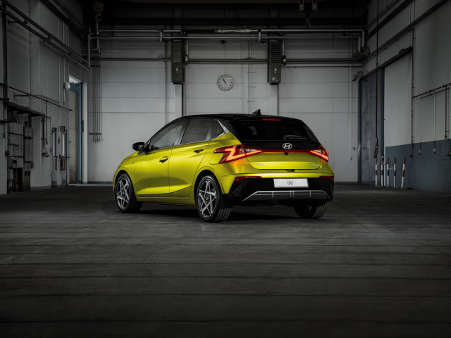 Noul Hyundai i20 – design elegant si sportiv - Hyundai i20 (6).jpg