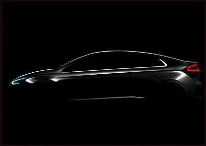 Hyundai va lansa modelul Ioniq, primul autovehicul din lume disponibil in trei variante de propulsoare electrice