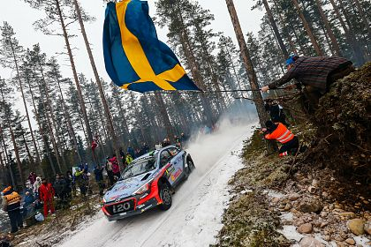 Hyundai Motorsport concureaza pentru locul secund in Raliul Suediei