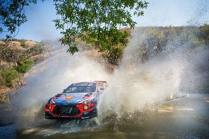 Podium pentru Ott Tänak si Hyundai Motorsport in Raliul Mexicului
