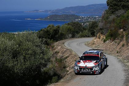 Hyundai Motorsport a obtinut primul succes pentru noua generatie i20 R5 in cadrul Rallye du Var