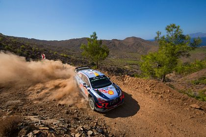 Hyundai Motorsport concureaza pentru victorie in Raliul Turciei