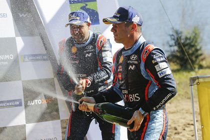 Hyundai Motorsport si Sebastien Loeb au incheiat pe podium in Raliul statului Chile