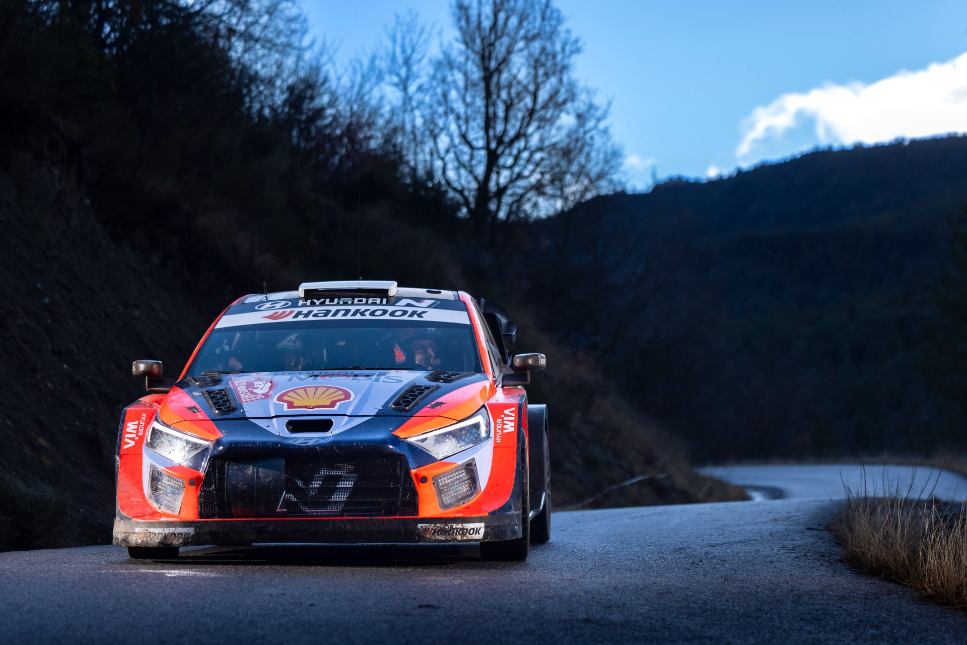 Hyundai Motorsport a inceput sezonul cu o clasare pe podium in Raliul Monte-Carlo