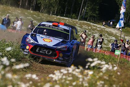 Thierry Neuville a preluat conducerea in clasamentul general al pilotilor dupa Raliul Finlandei