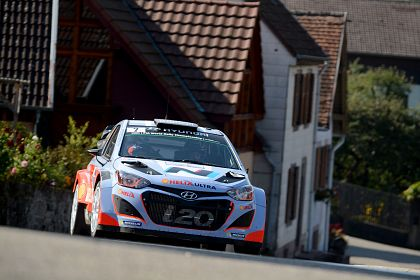 Obiectiv atins pentru echipa Hyundai Shell World Rally in Raliul Frantei