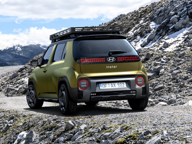 Noul INSTER Cross - Hyundai_INSTER_Cross_2024_exterior_rear.jpg
