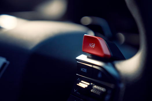 Amplifica-ti zambetul.