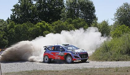 Echipa Hyundai Motorsport a avut un inceput promitator cu cele patru masini inscrise in Raliul Poloniei