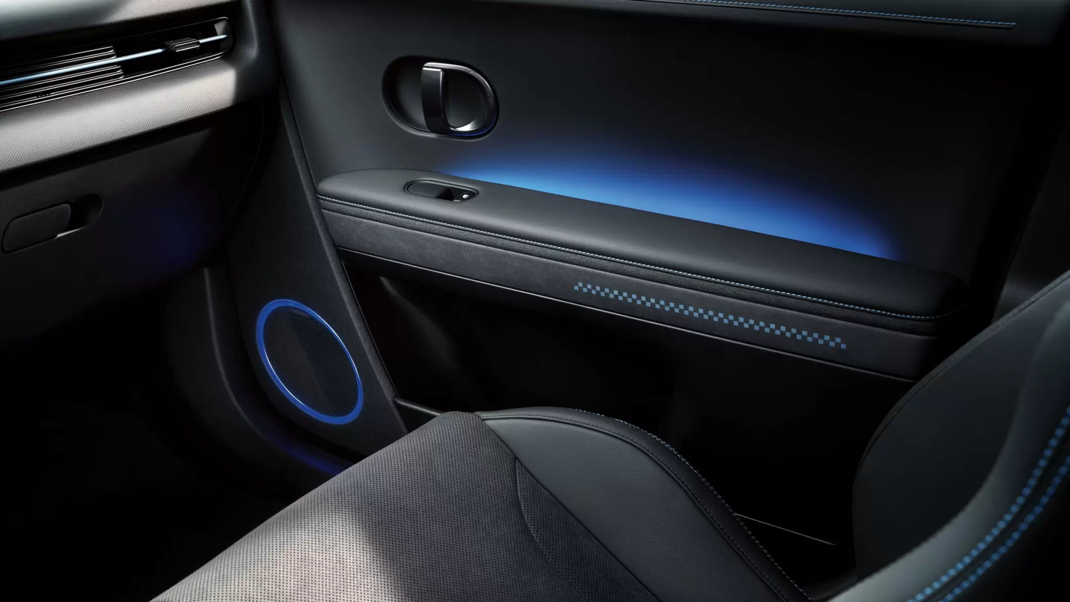 Iluminare ambientala.