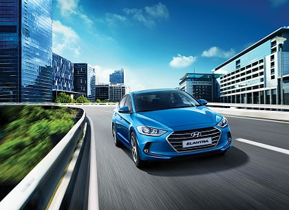 Noua generatie Hyundai Elantra este disponibila in Romania