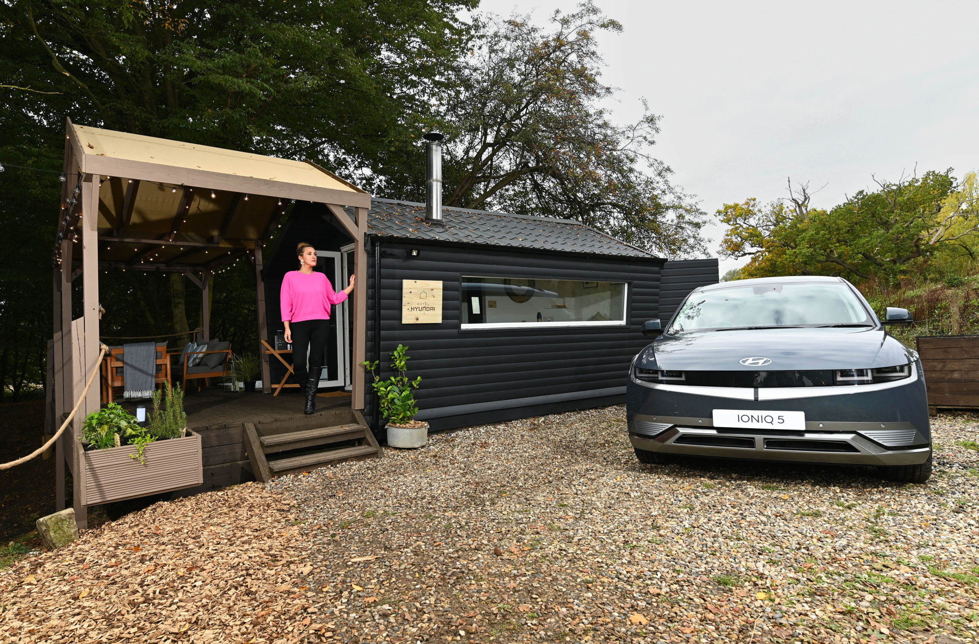 Hyundai deschide primul hotel din lume alimentat exclusiv de catre un autovehicul