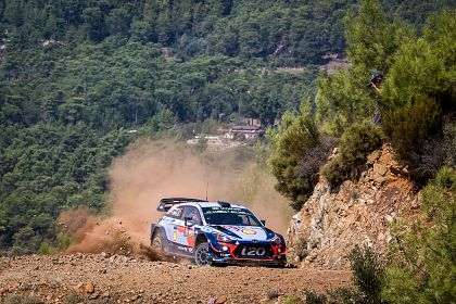 Podium pentru Hyundai Motorsport in Raliul Turciei