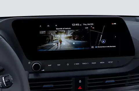 Ecran de 10,25 inchi.