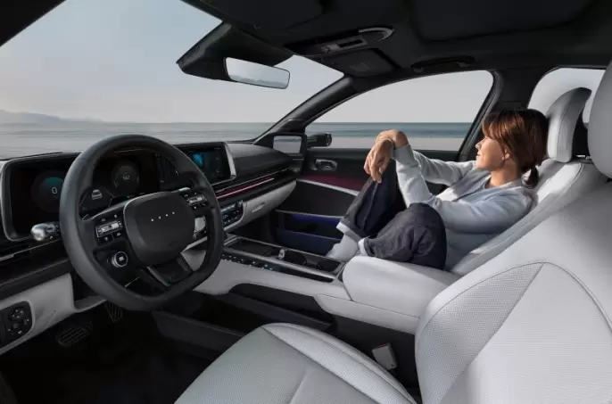 Habitaclu spatios, cu forma de dom.