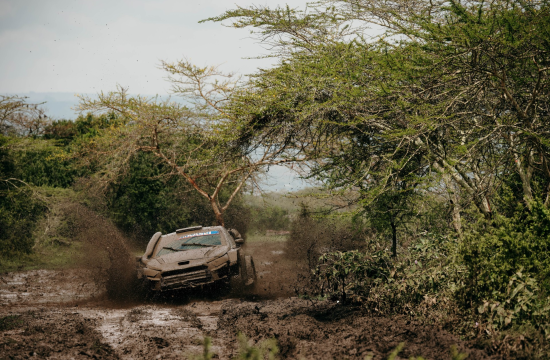 Podium pentru Adrien Fourmaux si Hyundai Motorsport in Raliul Safari Kenya