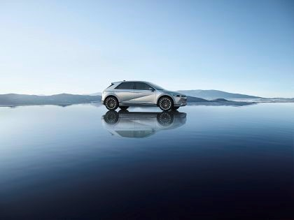 Hyundai si Discovery au lansat A Better Way - un documentar despre mobilitatea ecologica
