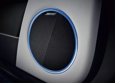 Sistem audio BOSE®.