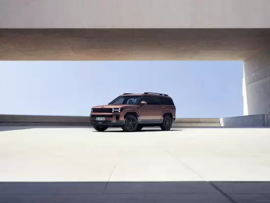 SANTA FE Hybrid.