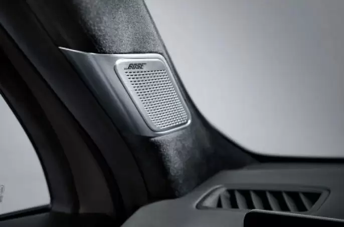 Sistem audio BOSE.
