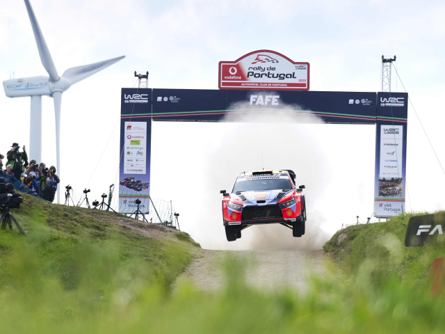 Podium pentru Hyundai Motorsport in Raliul Portugaliei - 6356deec-7347-4db4-a72a-43e4da0c0967.jpg