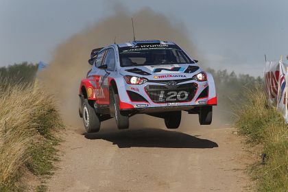 Start fara probleme pentru Hyundai Shell World Rally la Raliul Poloniei