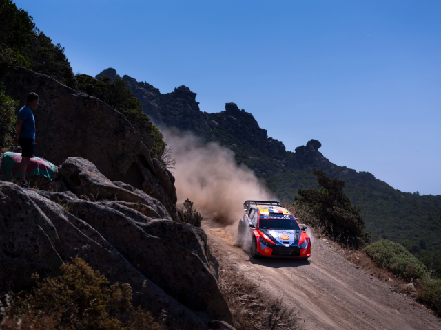 Hyundai Motorsport si Ott Tänak au terminat Raliul Sardiniei pe podium - 88fe2693-167d-ebca-6646-0ead13dcb086.jpg