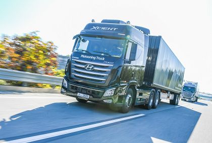 Hyundai a incheiat cu succes primul test de mers in pluton, folosind tehnologii de condus autonom