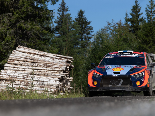 Hyundai Motorsport si Thierry Neuville au incheiat pe podium Raliul Finlandei - bf91632d-858d-c099-de16-c64d9d828659.jpg