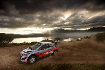 O zi dificila pentru Hyundai Motorsport in penultima etapa din Raliul Argentinei