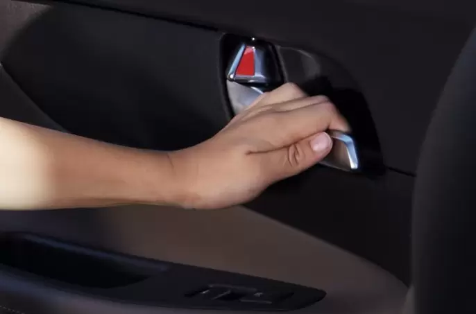 Sistem de asistenta pentru iesirea in siguranta (SEA).